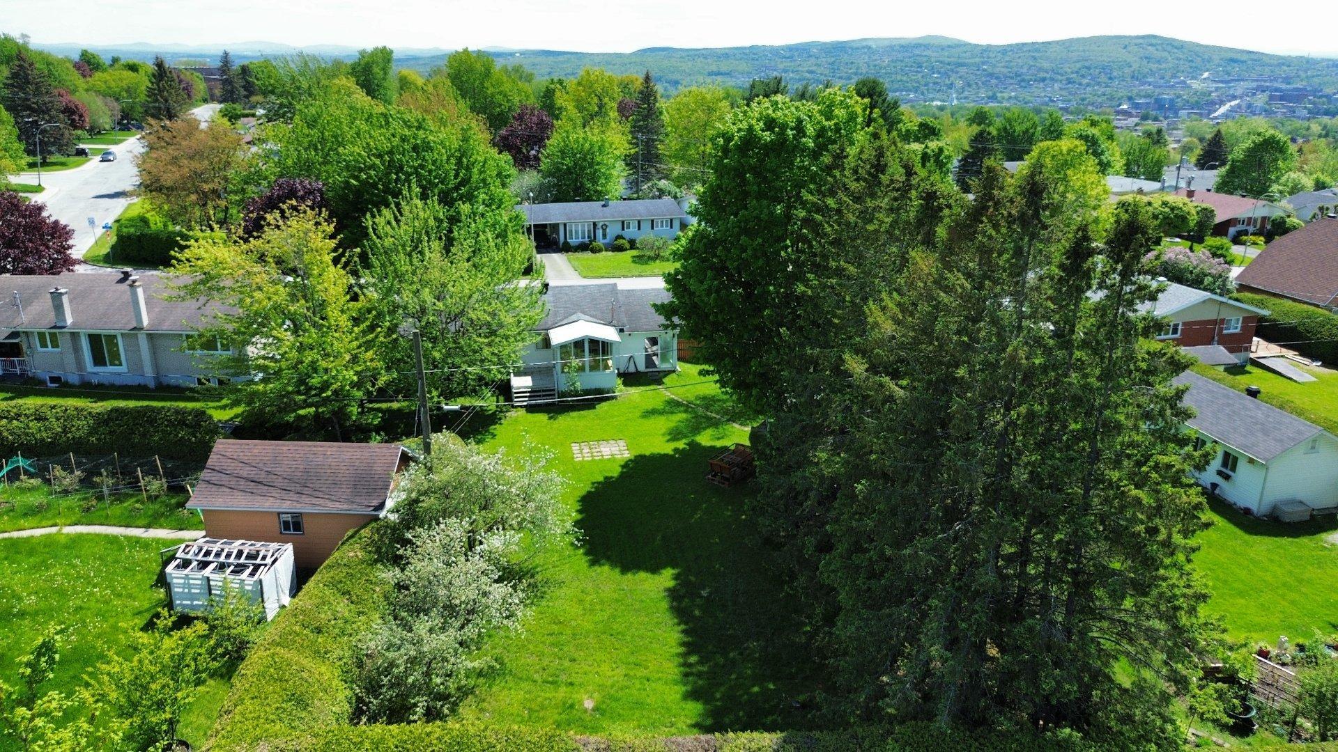 









850


Rue des Jacinthes

,
Sherbrooke (Fleurimont),




QC
J1E1J8

