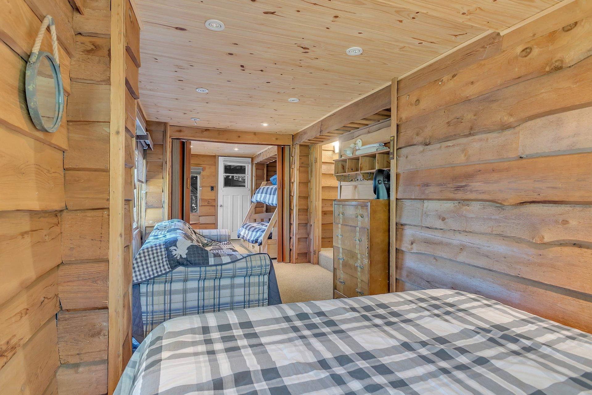 









126


Ch. H.-Zurenski

,
Val-des-Monts,




QC
J8N5J2

