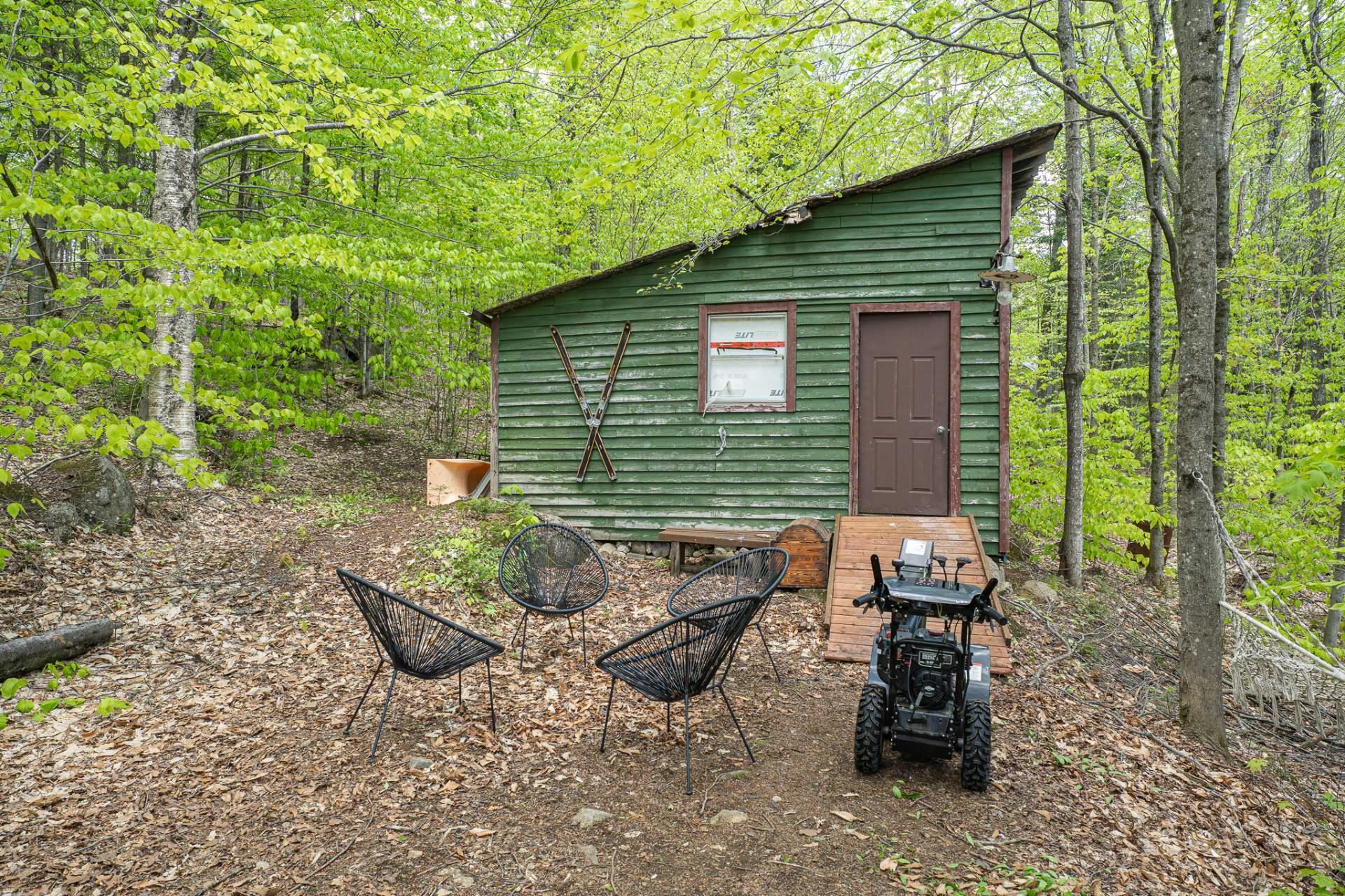 









215


Ch. des Marronniers

,
Saint-Adolphe-d'Howard,




QC
J0T2B0

