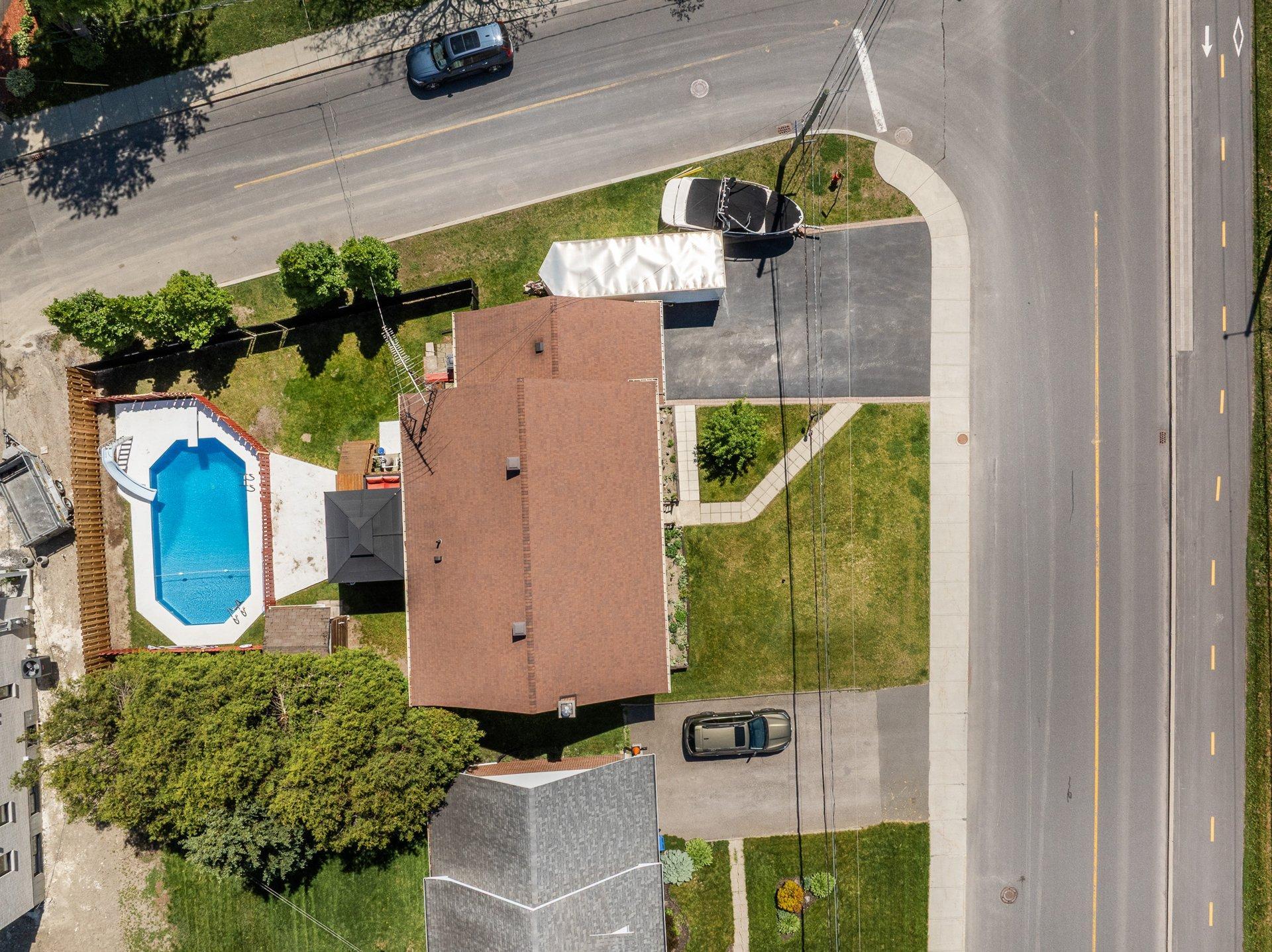









8370


Boul. Kimber

,
Longueuil (Saint-Hubert),




QC
J3Y7K3

