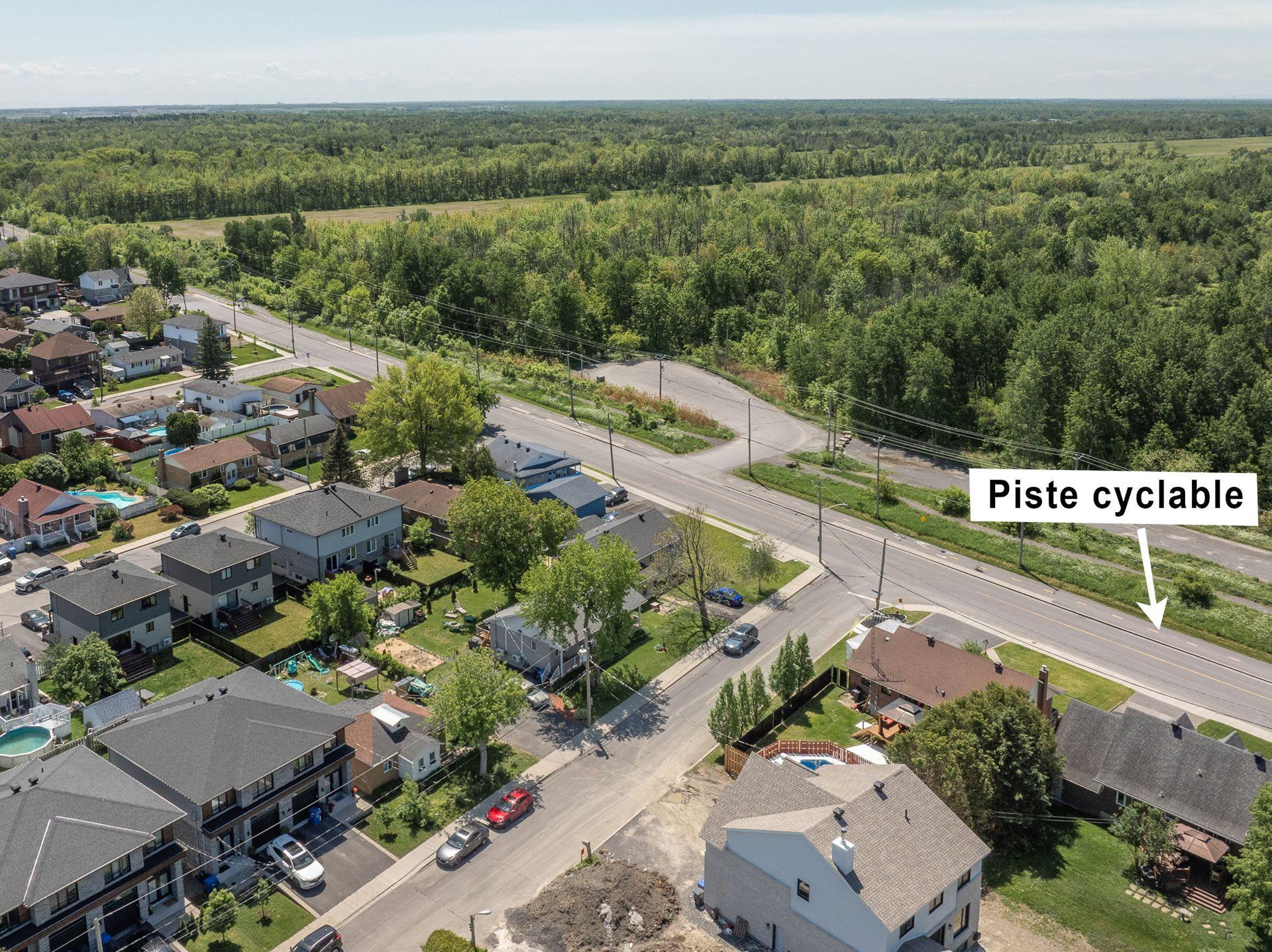 









8370


Boul. Kimber

,
Longueuil (Saint-Hubert),




QC
J3Y7K3

