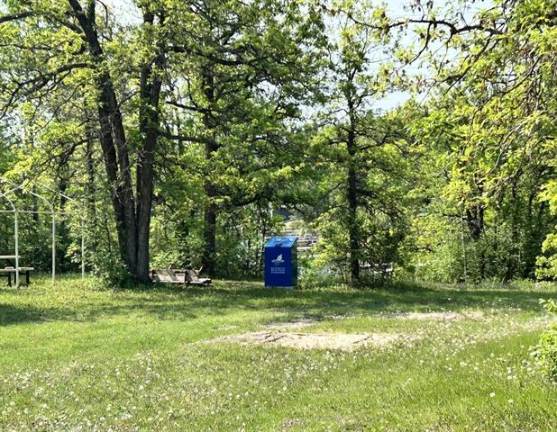 









61


Riverside

PA,
Lac Du Bonnet RM,







MB
R0E 1A0

