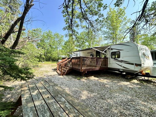 









61


Riverside

PA,
Lac Du Bonnet RM,







MB
R0E 1A0

