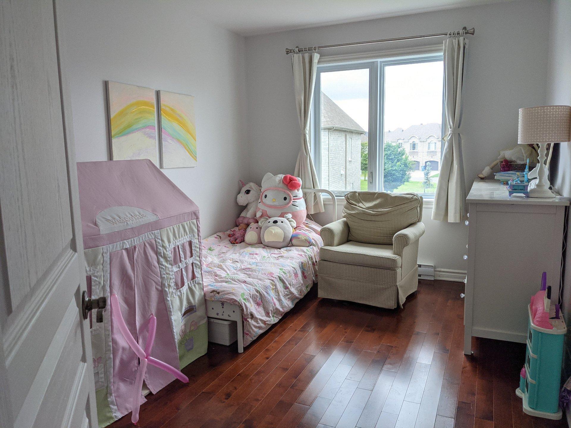 









8120


Rue de Limoges

,
Brossard,




QC
J4Y0H4


