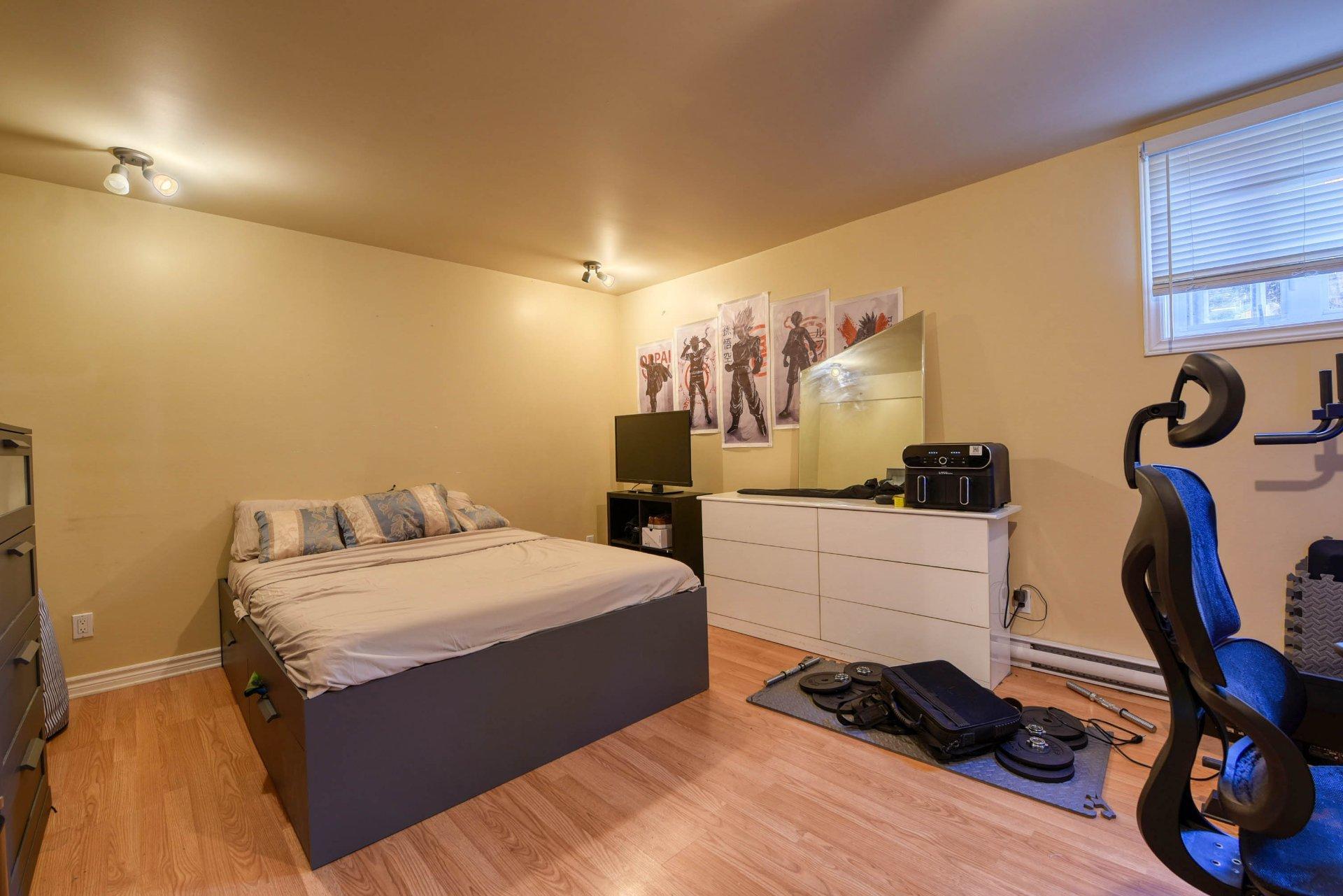 









2060


Rue Marianne-Baby

,
Chambly,




QC
J3L0A1

