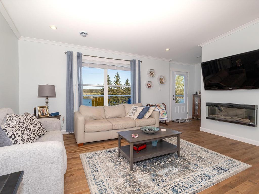 












3693 New Harris Road

,
New Harris,




NS
B1X 1T1

