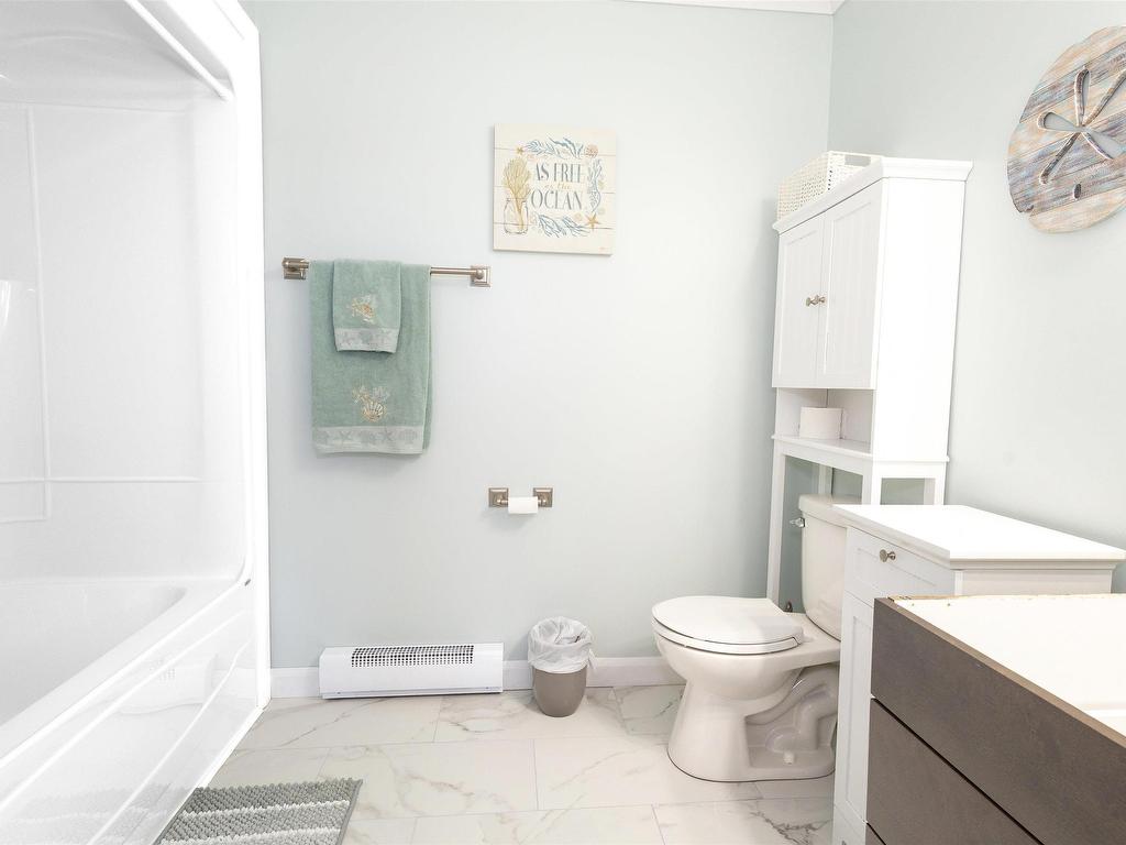 












3693 New Harris Road

,
New Harris,




NS
B1X 1T1

