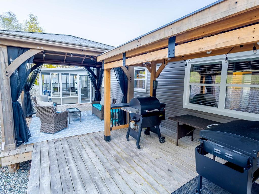 












3693 New Harris Road

,
New Harris,




NS
B1X 1T1

