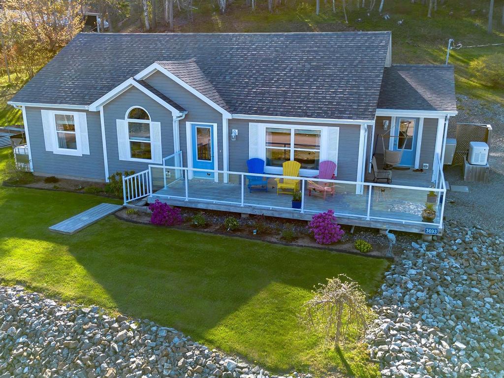 












3693 New Harris Road

,
New Harris,




NS
B1X 1T1

