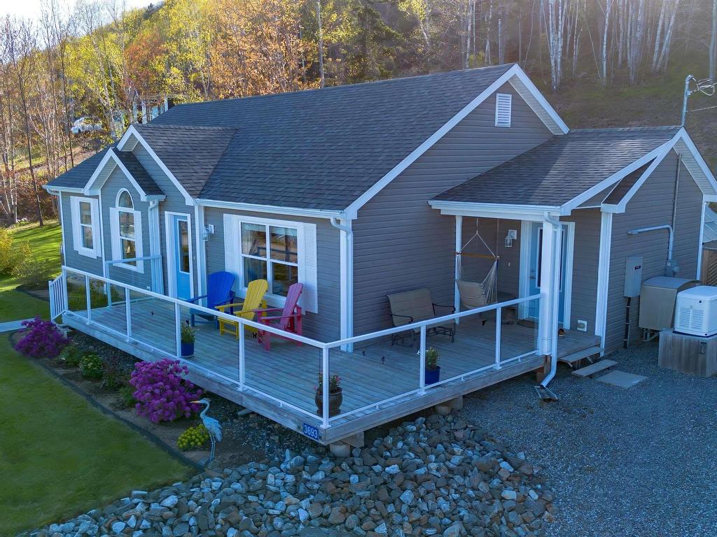 












3693 New Harris Road

,
New Harris,




NS
B1X 1T1


