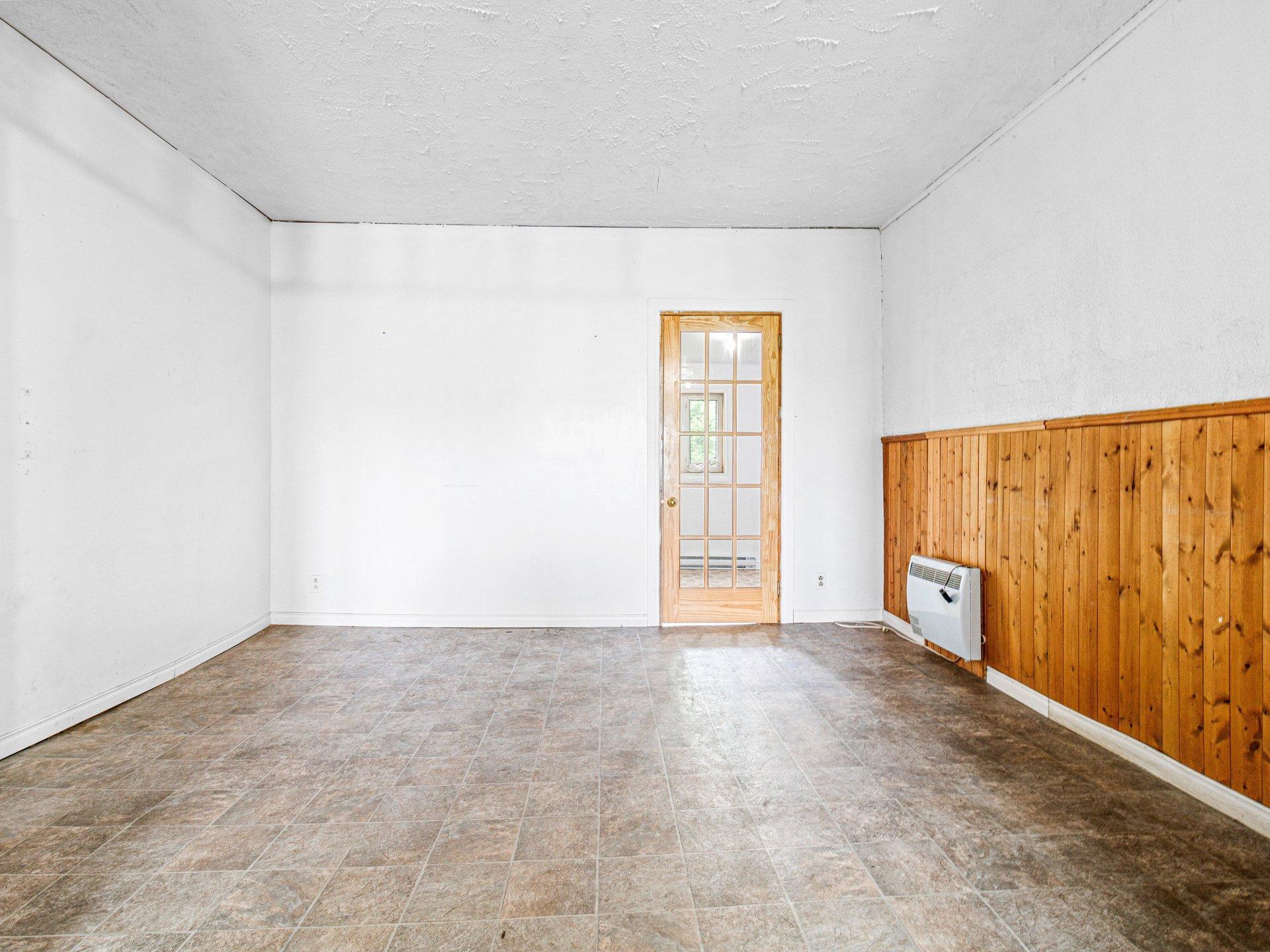 









551


Rue St-Jean

,
Brownsburg-Chatham,







QC
J8G1M1

