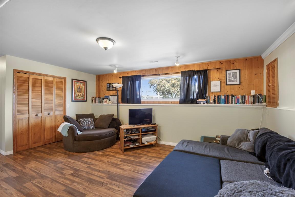 









1579


SOUTHVIEW

Terrace,
Kamloops,




BC
V2B 7R3

