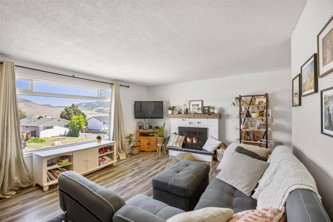 









1579


SOUTHVIEW

Terrace,
Kamloops,




BC
V2B 7R3

