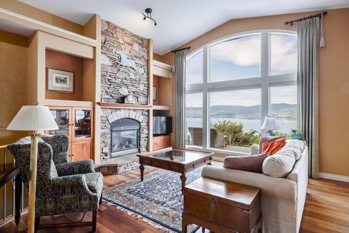 









370


Sandpiper

Street,
Kelowna,




BC
V1W 4K7

