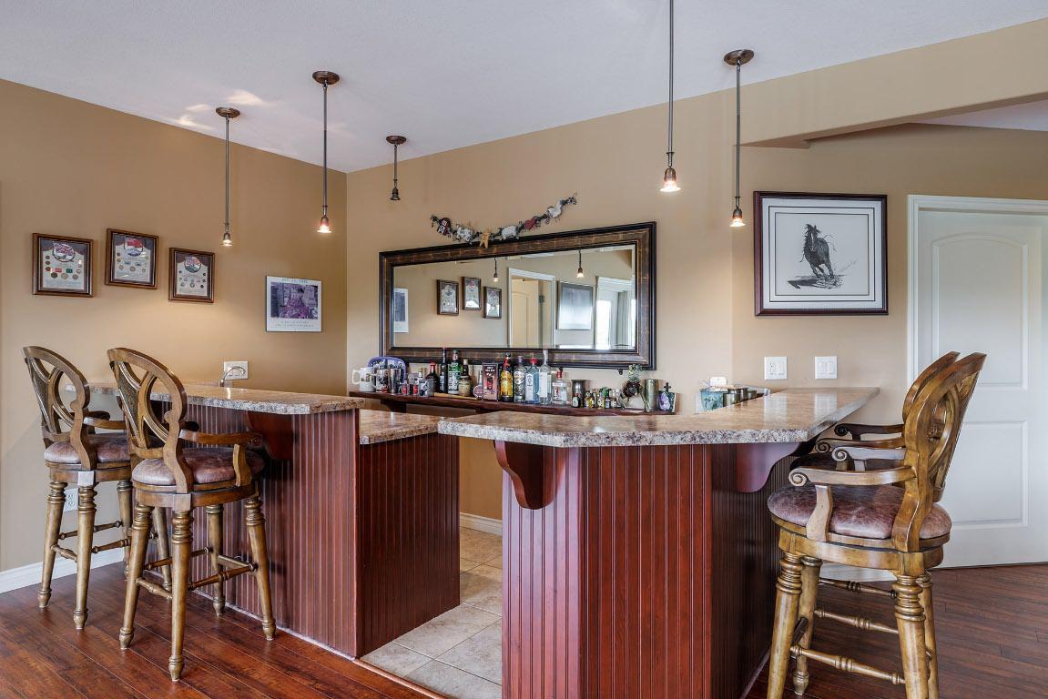 









370


Sandpiper

Street,
Kelowna,




BC
V1W 4K7

