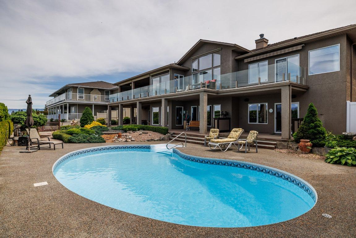 









370


Sandpiper

Street,
Kelowna,




BC
V1W 4K7

