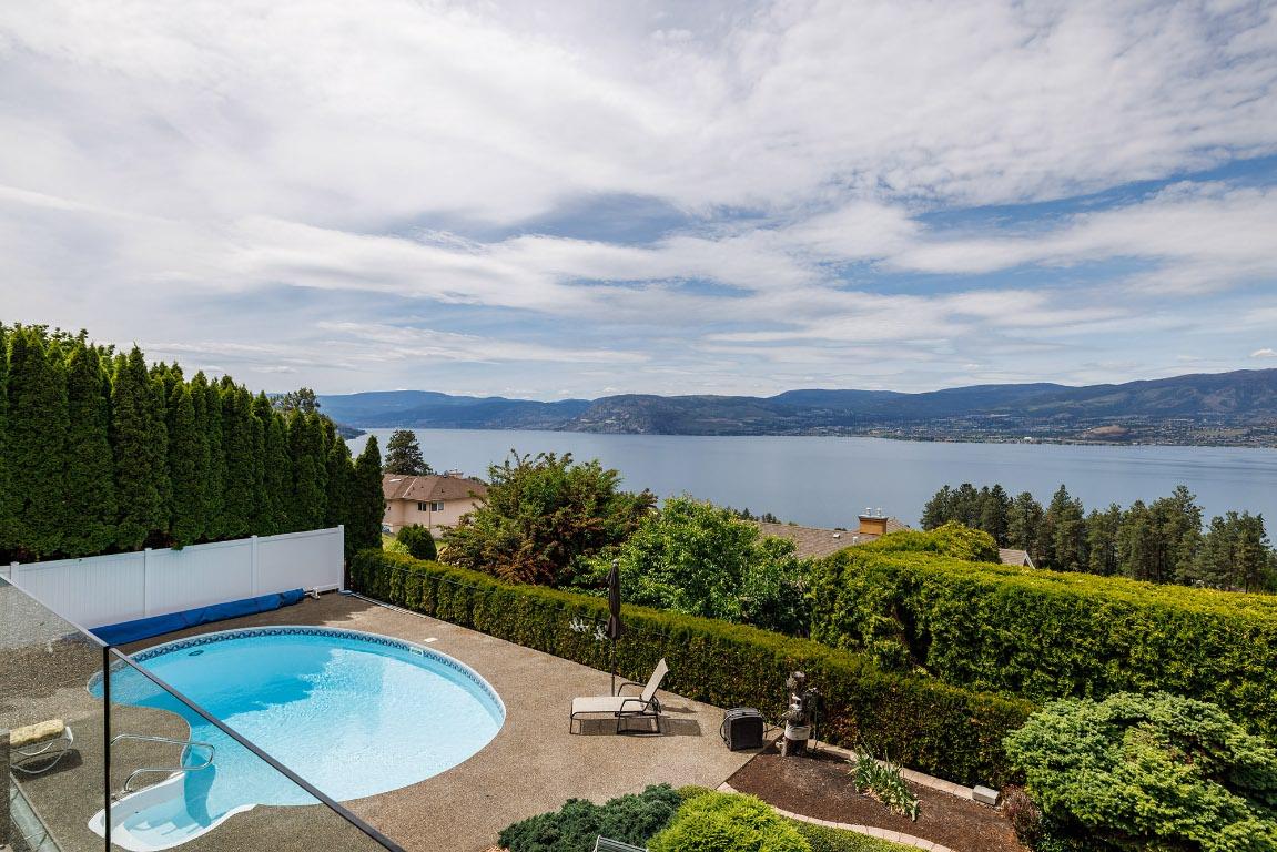 









370


Sandpiper

Street,
Kelowna,




BC
V1W 4K7

