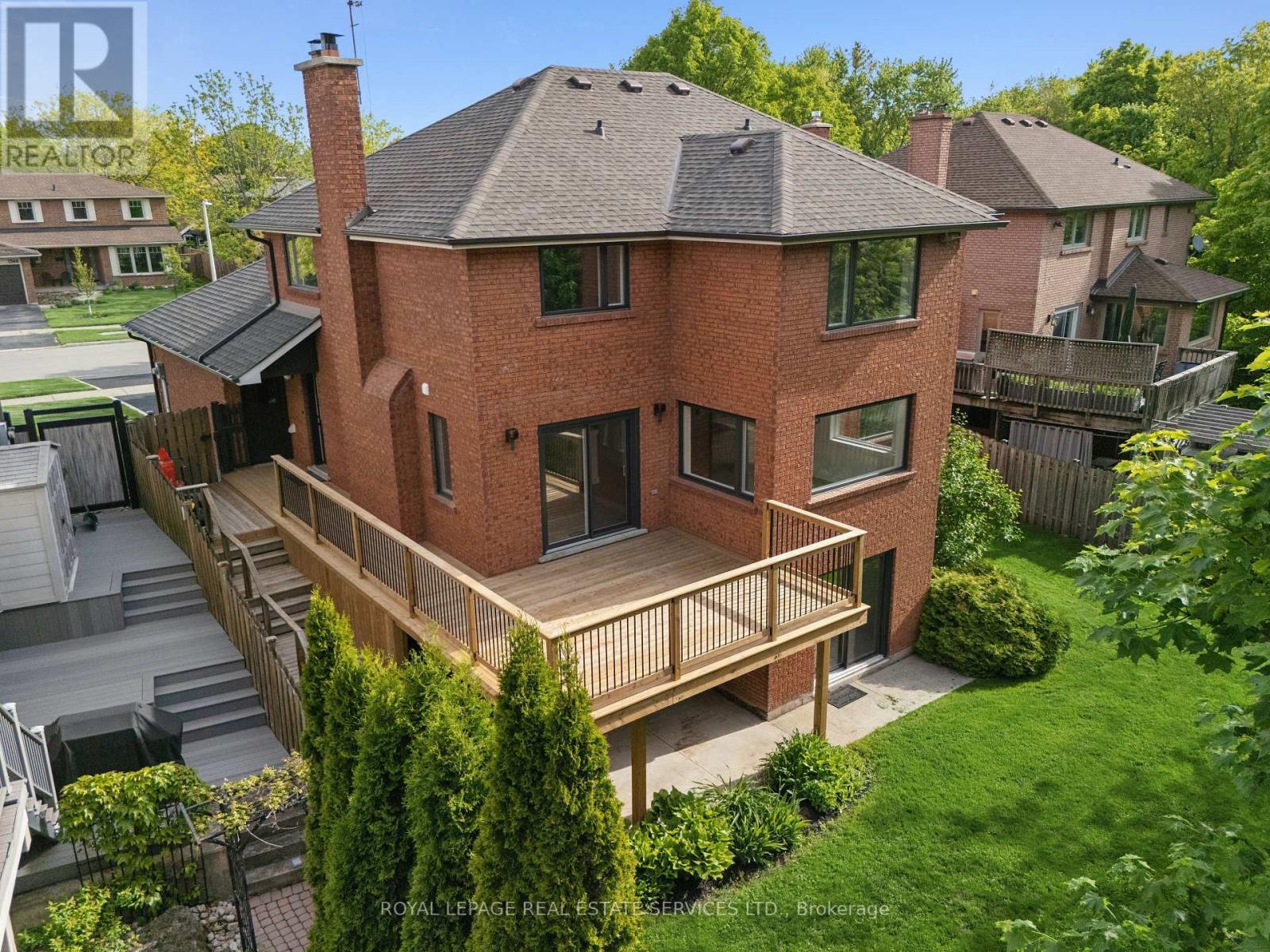 












1379 GOLDEN MEADOW TRAIL

,
Oakville,




Ontario
L6H3H1

