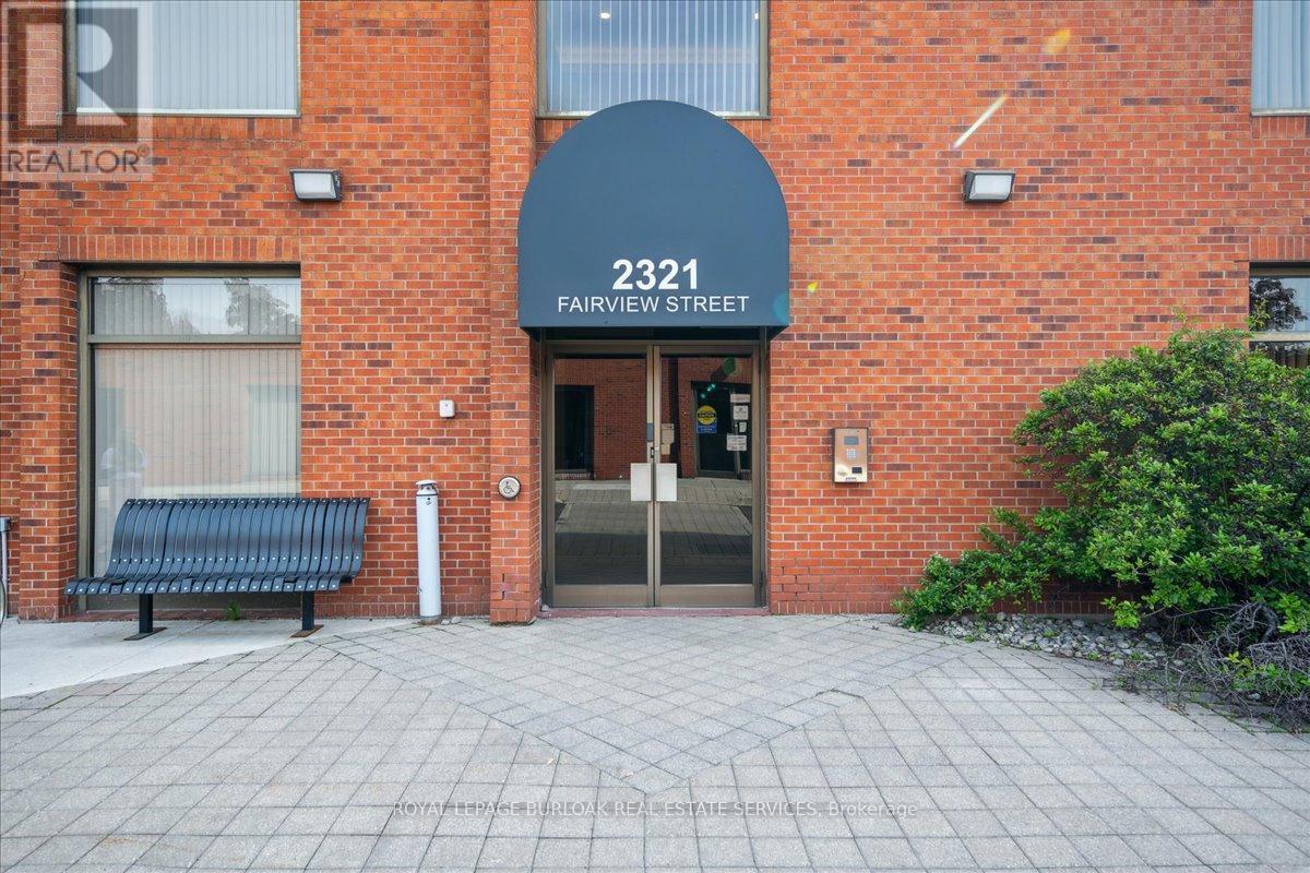 












206 - 2321 FAIRVIEW STREET

,
Burlington,




Ontario
L7R2E3

