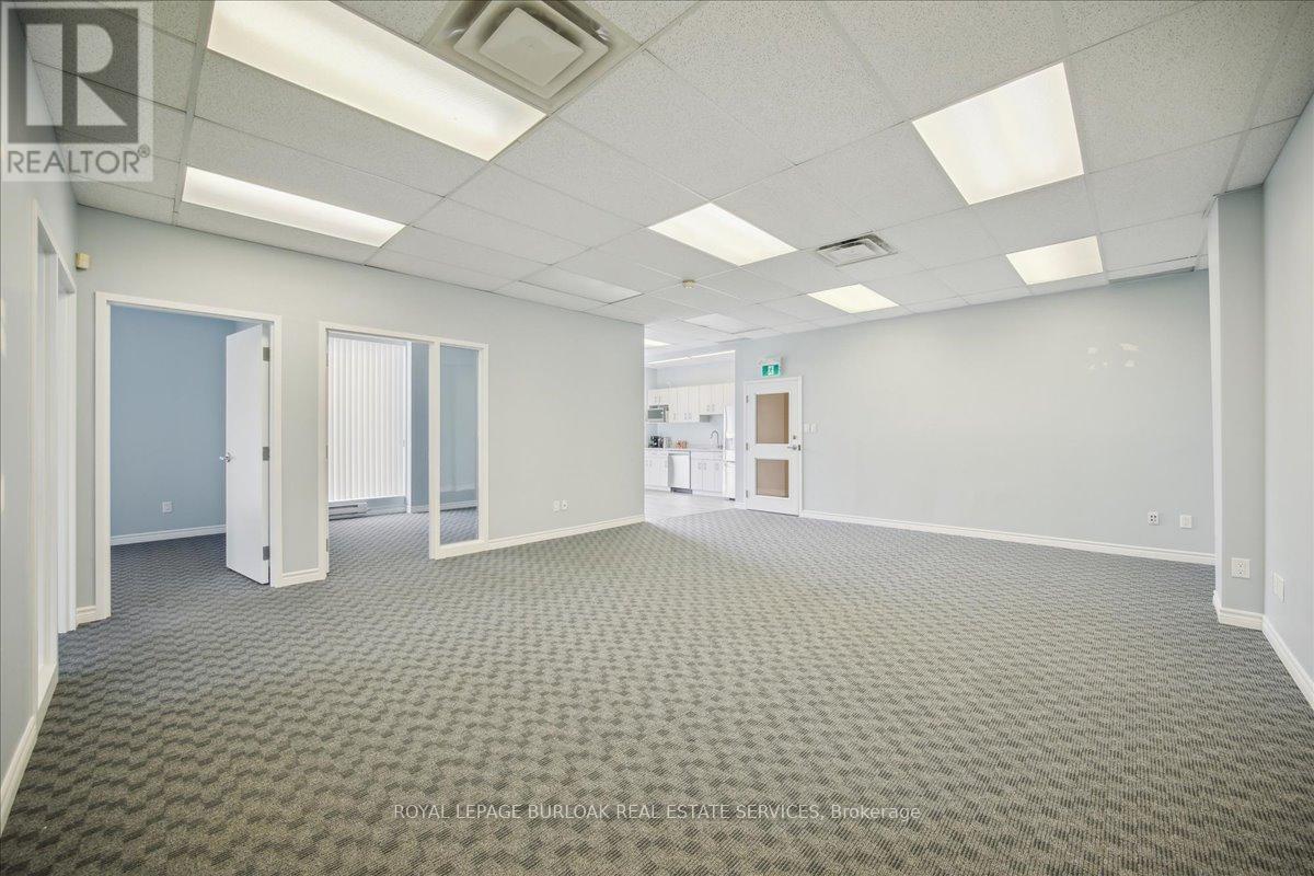 












206 - 2321 FAIRVIEW STREET

,
Burlington,




Ontario
L7R2E3

