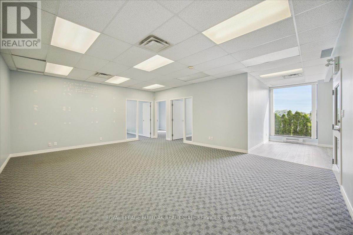 












206 - 2321 FAIRVIEW STREET

,
Burlington,




Ontario
L7R2E3

