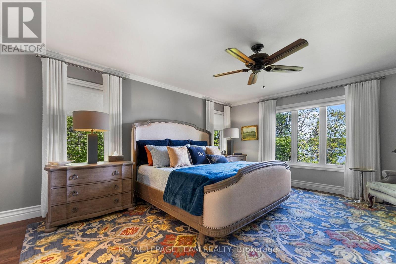 












2803 CENTENNIAL LAKE ROAD

,
Greater Madawaska,




Ontario
K0J1H0

