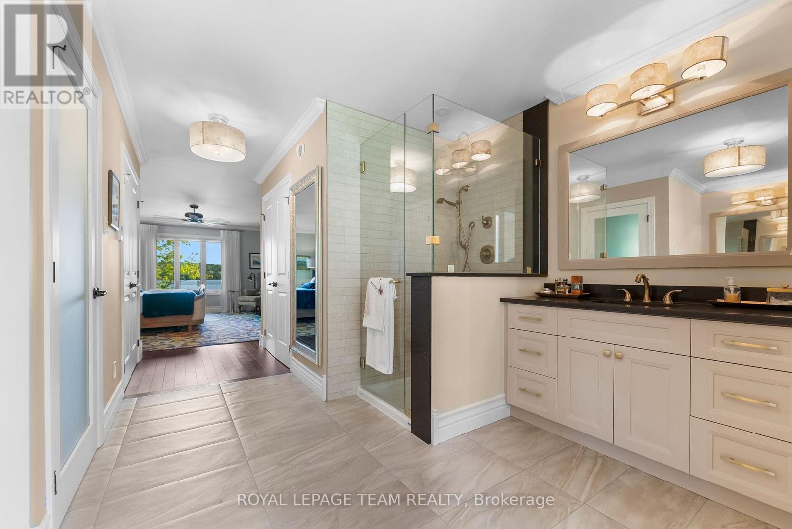 












2803 CENTENNIAL LAKE ROAD

,
Greater Madawaska,




Ontario
K0J1H0

