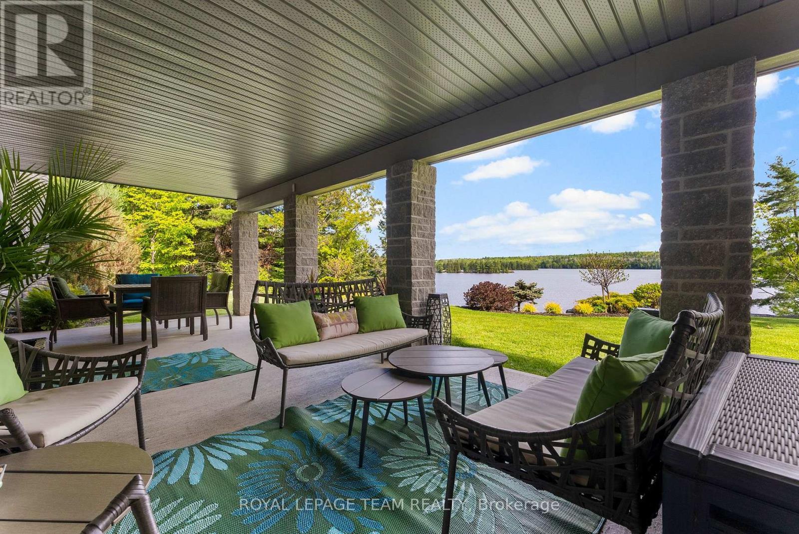 












2803 CENTENNIAL LAKE ROAD

,
Greater Madawaska,




Ontario
K0J1H0

