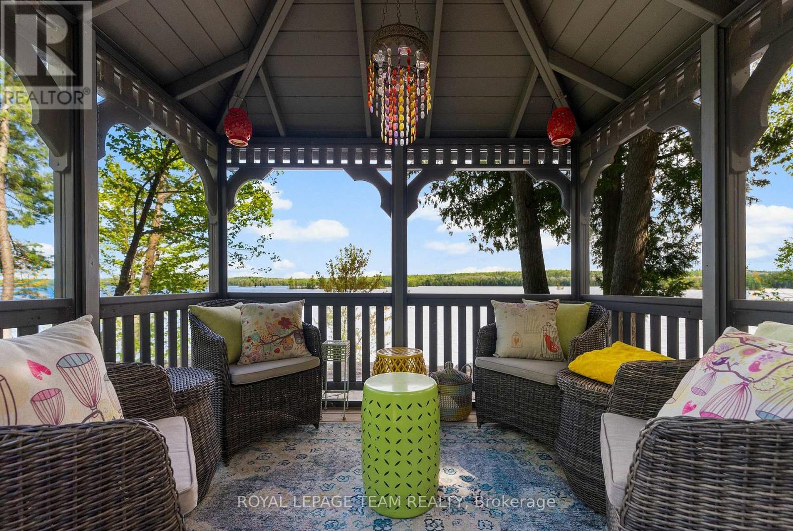 












2803 CENTENNIAL LAKE ROAD

,
Greater Madawaska,




Ontario
K0J1H0

