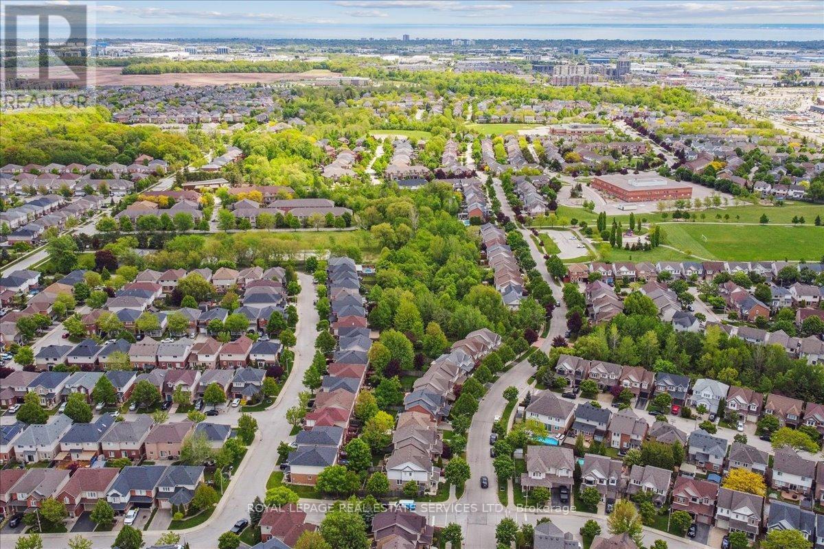 












2380 PATHFINDER DRIVE

,
Burlington,




Ontario
L7L6N8

