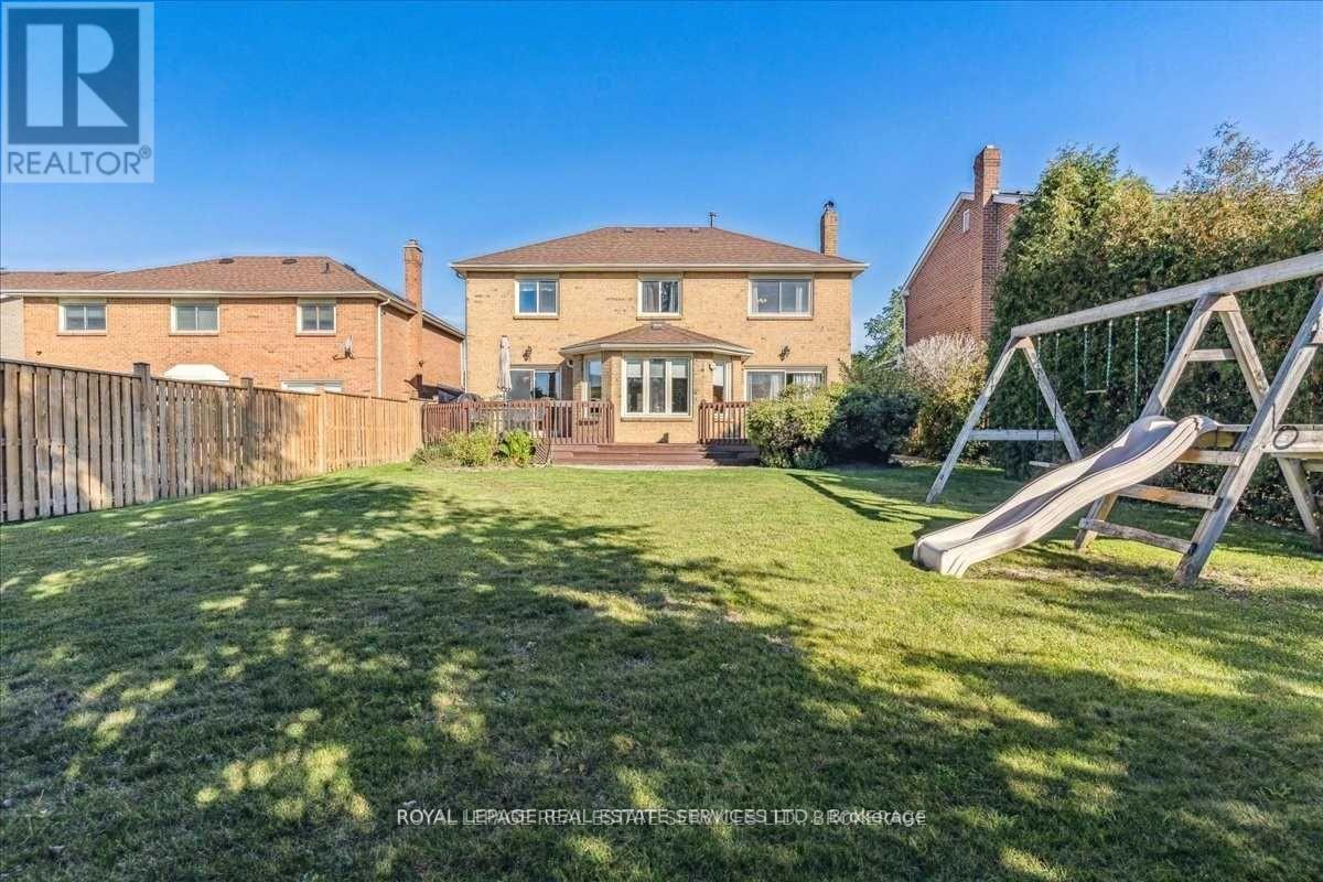 












30 NORTHUMBERLAND PLACE

,
Brampton,




Ontario
L6S4E5

