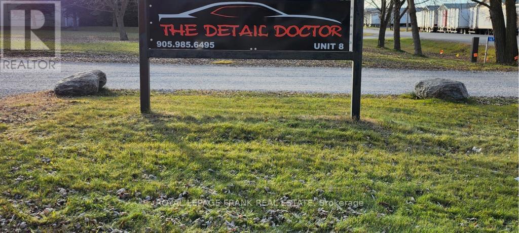 












8 - 171 NORTH PORT ROAD

,
Scugog (Port Perry),




Ontario
L9L0B7

