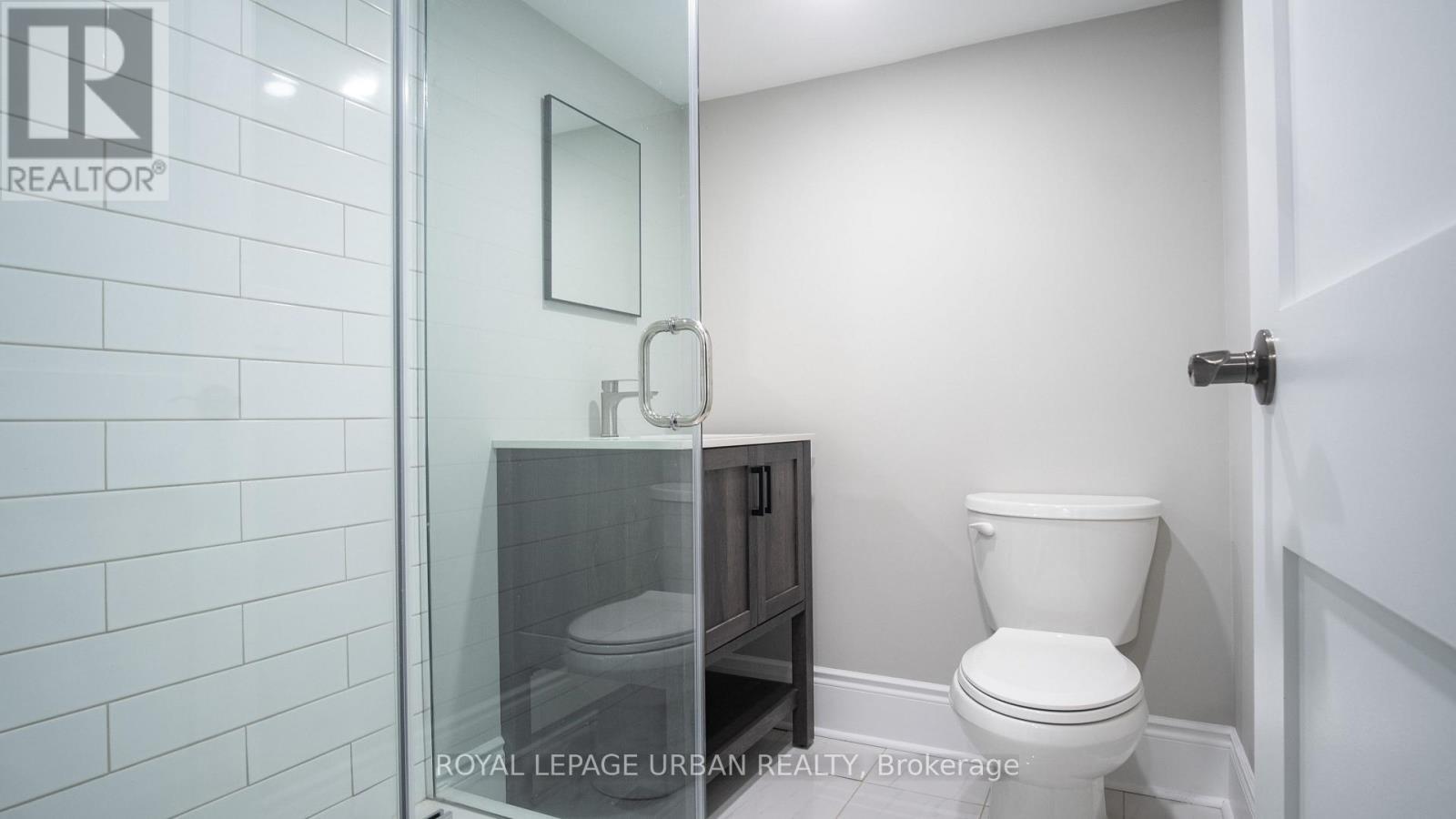 












36 WELLAND STREET

,
Welland,




Ontario
L3B4E4

