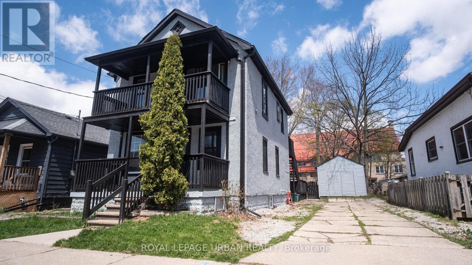 












36 WELLAND STREET

,
Welland,




Ontario
L3B4E4

