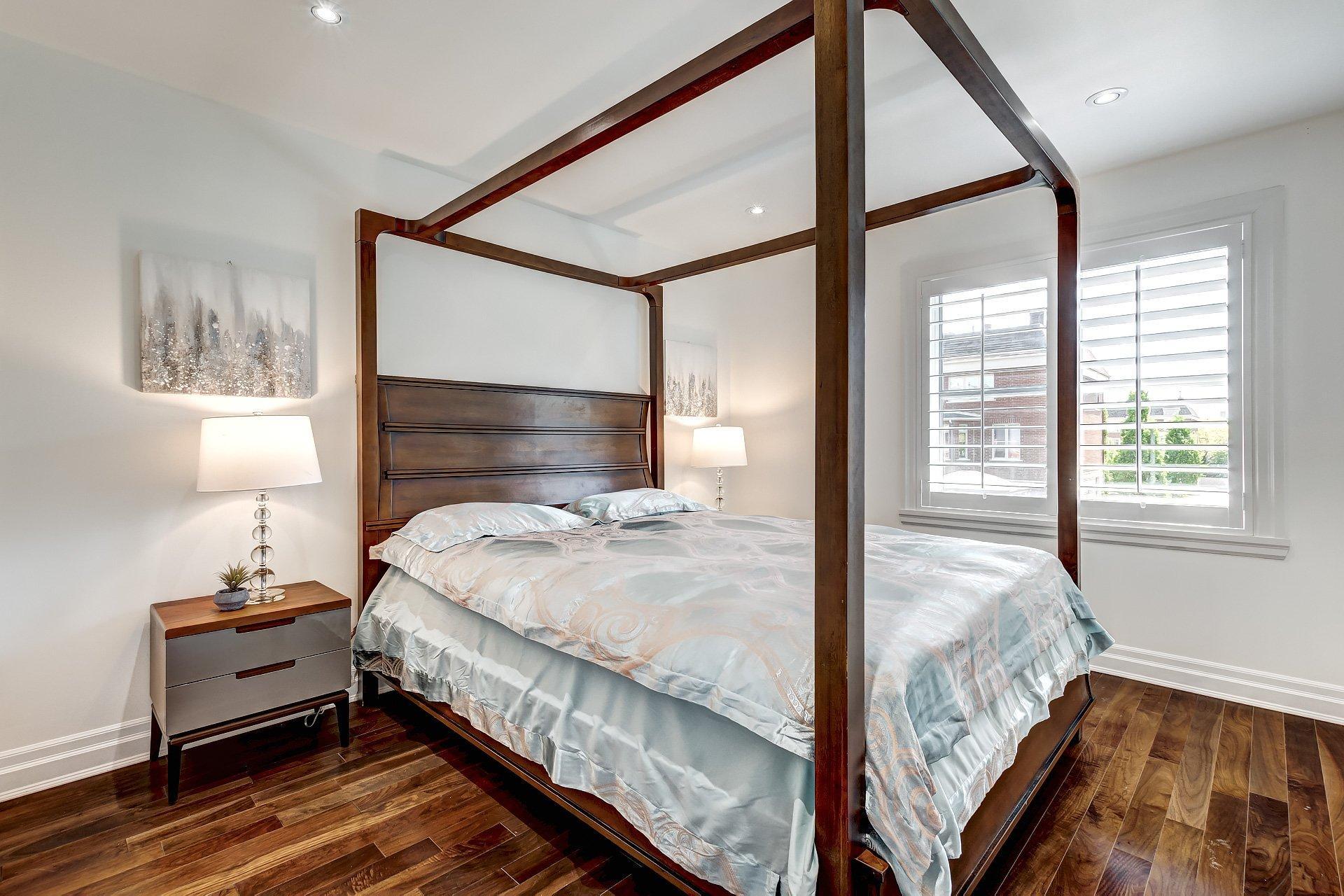 









2880


Rue des Andes

,
Montréal (Saint-Laurent),




QC
H4R3G3

