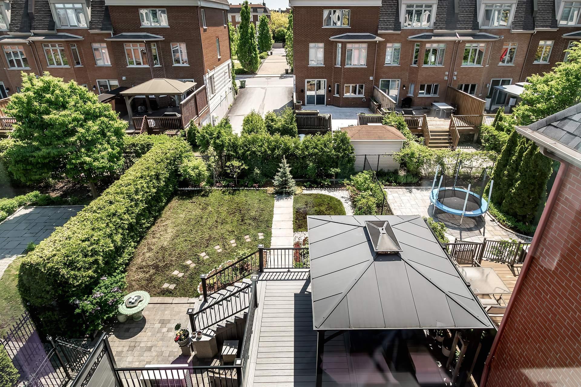 









2880


Rue des Andes

,
Montréal (Saint-Laurent),




QC
H4R3G3

