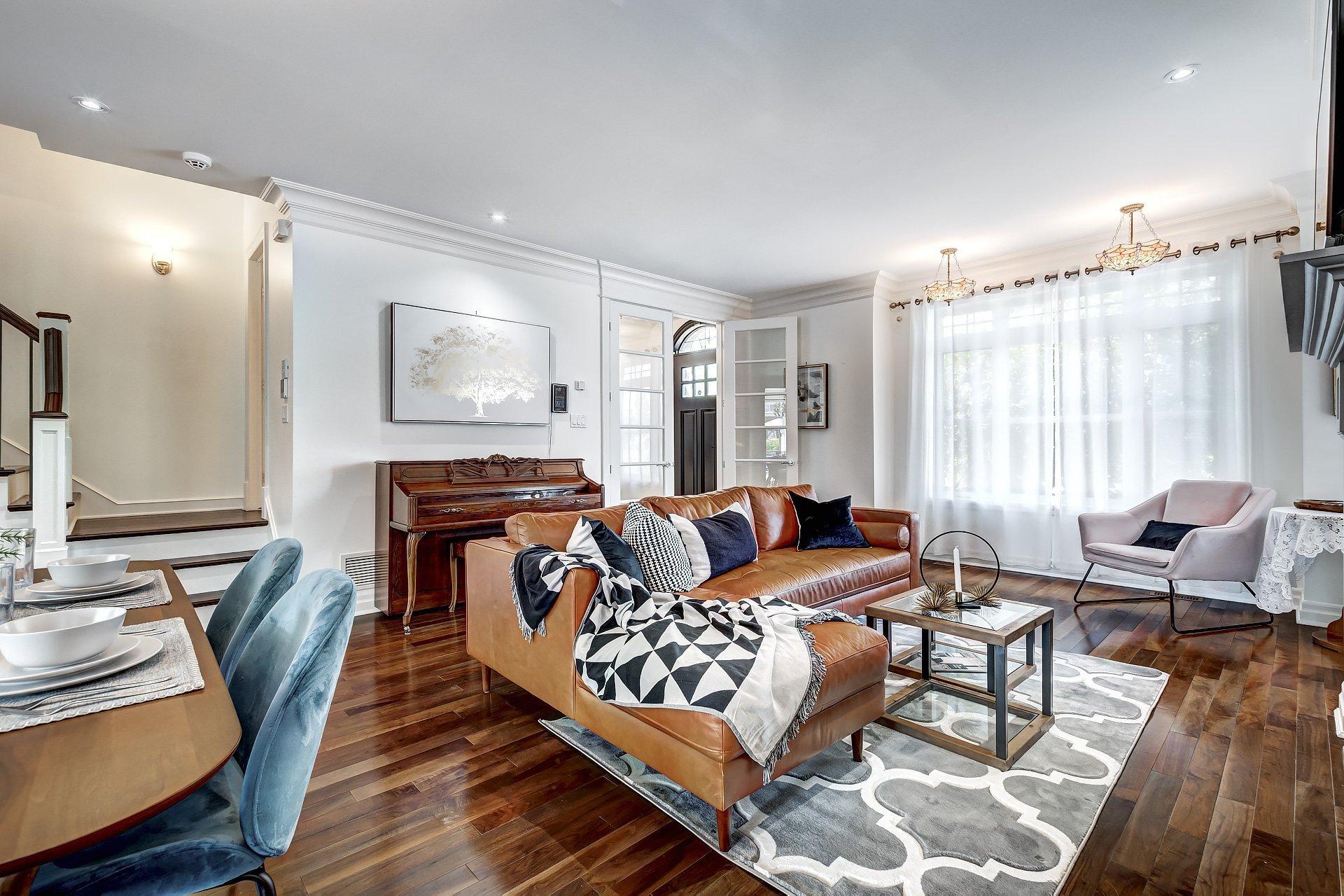 









2880


Rue des Andes

,
Montréal (Saint-Laurent),




QC
H4R3G3

