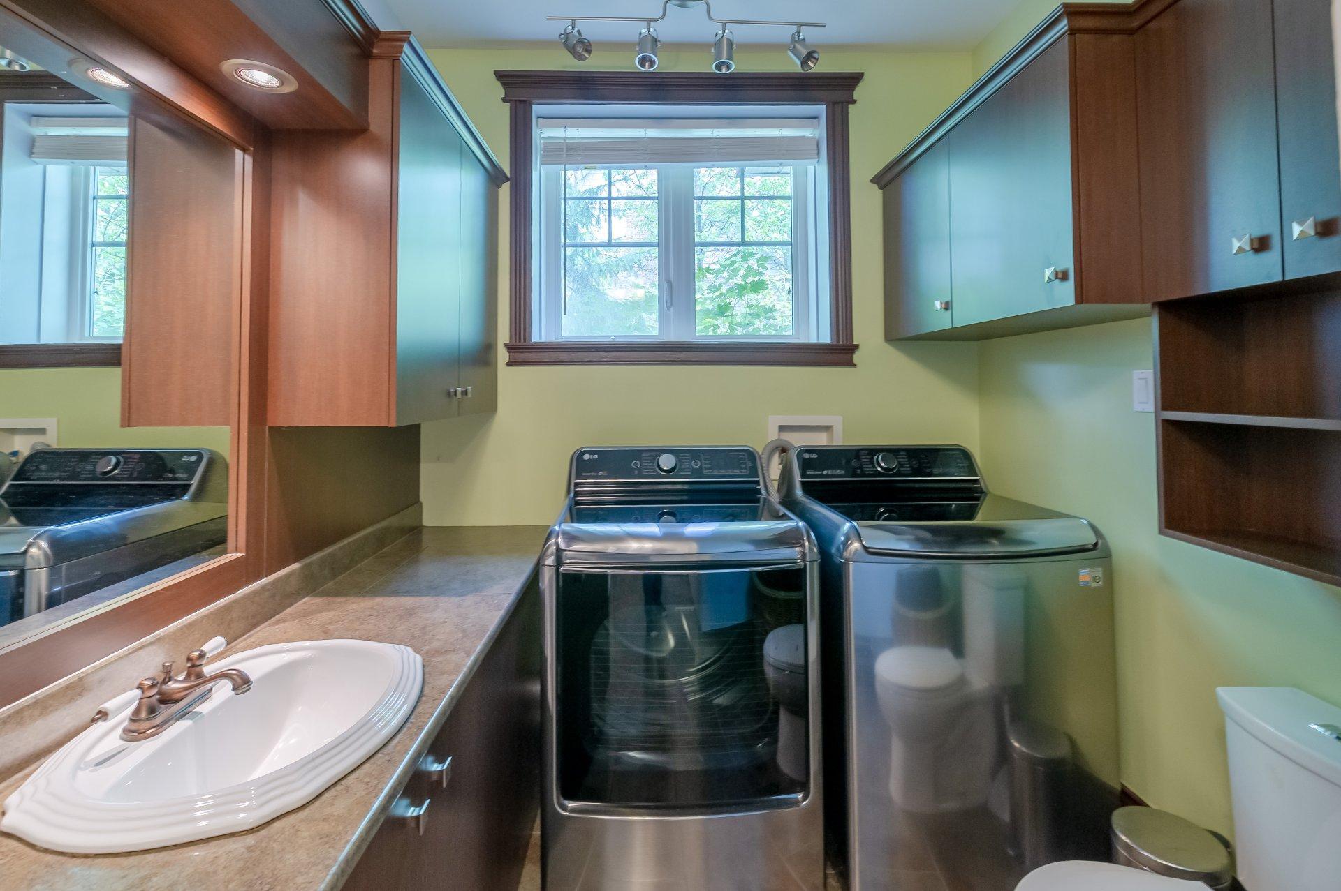 









3591


Ch. Bellerive

,
Carignan,




QC
J3L7K4

