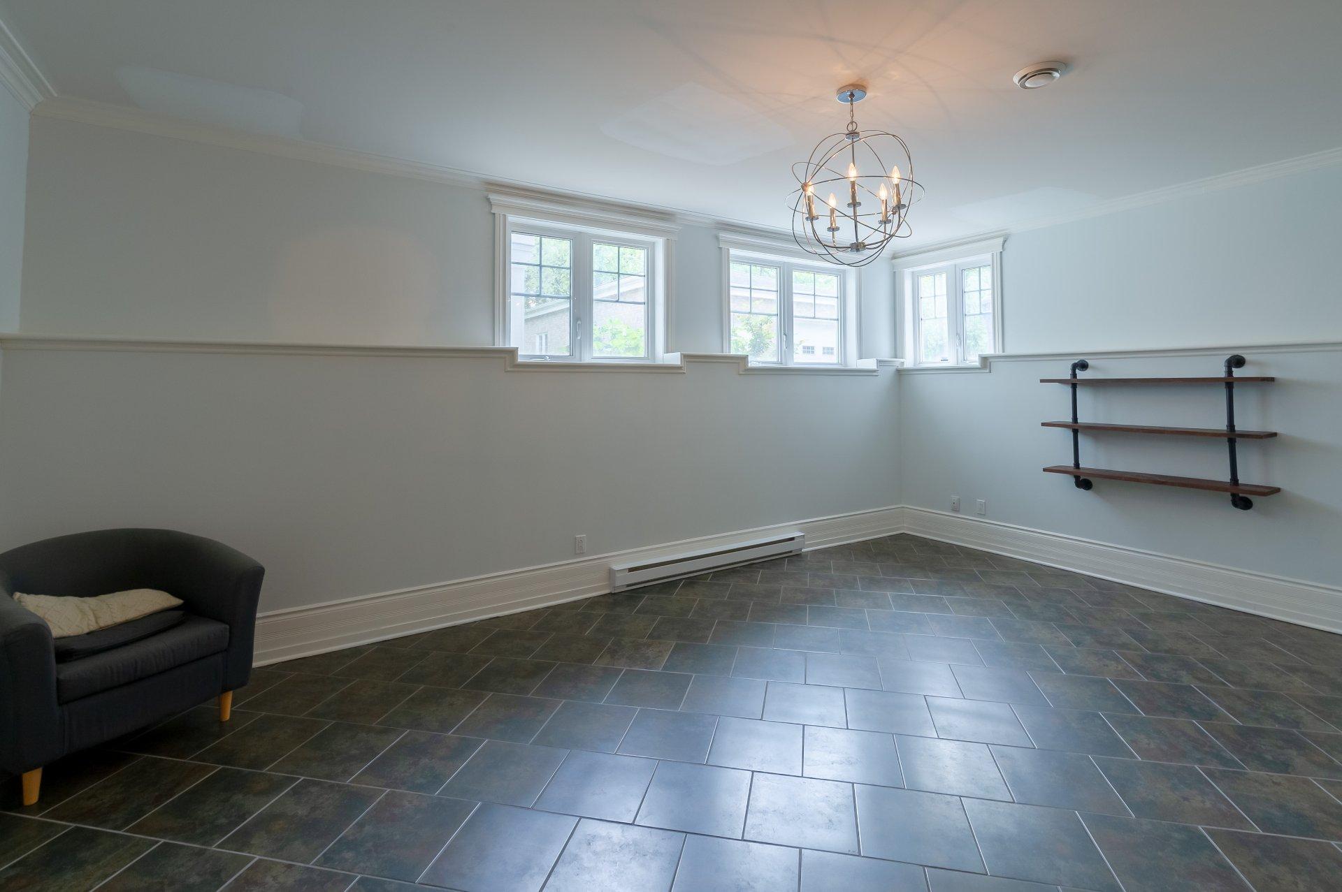 









3591


Ch. Bellerive

,
Carignan,




QC
J3L7K4

