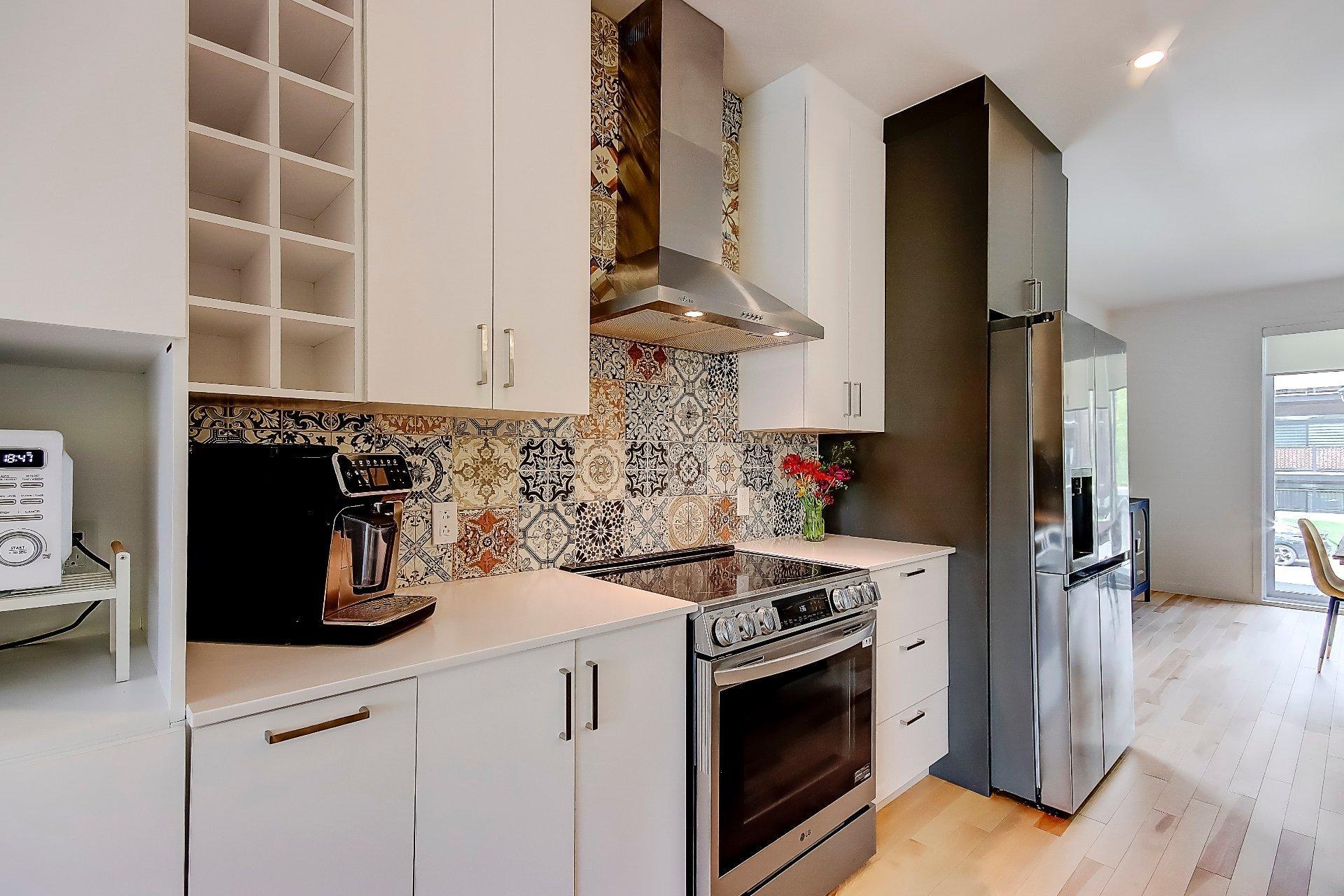 









220


Rue Robert-Jones

, 102,
Saint-Jean-sur-Richelieu,




QC
J2X0E2

