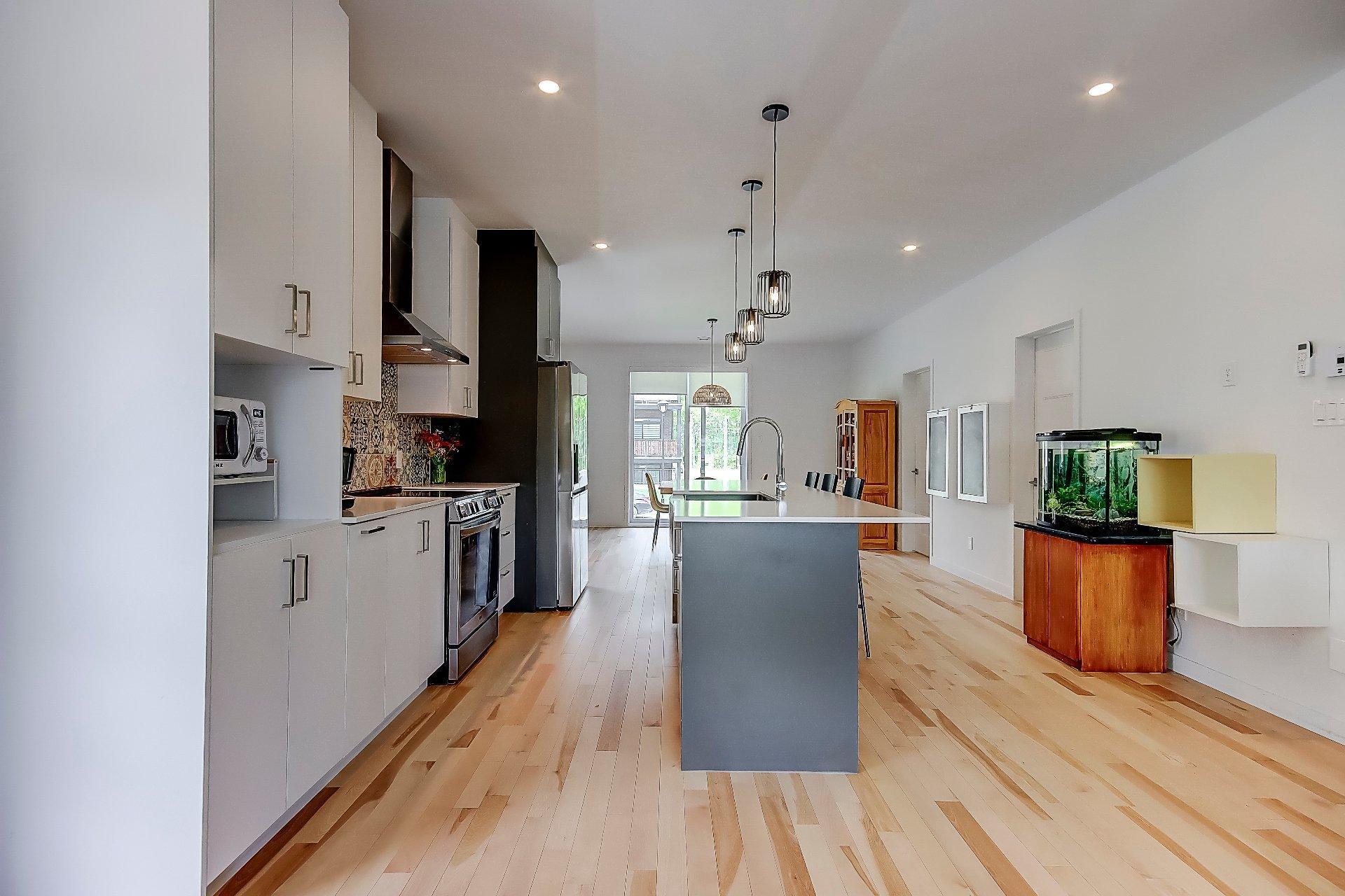 









220


Rue Robert-Jones

, 102,
Saint-Jean-sur-Richelieu,




QC
J2X0E2

