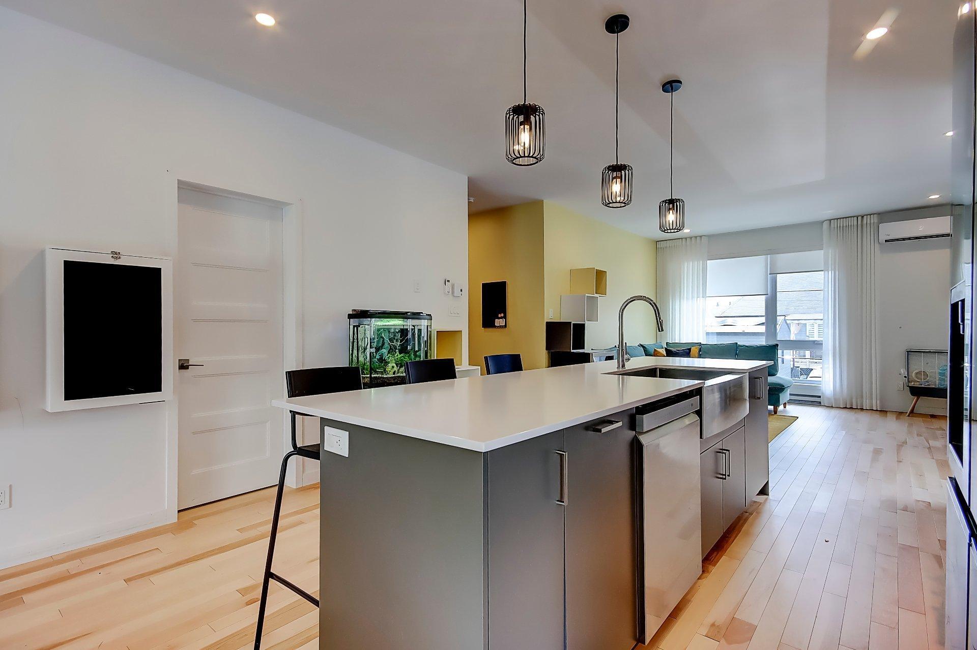 









220


Rue Robert-Jones

, 102,
Saint-Jean-sur-Richelieu,




QC
J2X0E2

