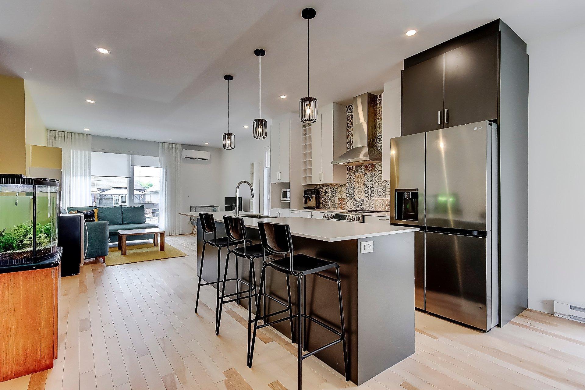 









220


Rue Robert-Jones

, 102,
Saint-Jean-sur-Richelieu,




QC
J2X0E2

