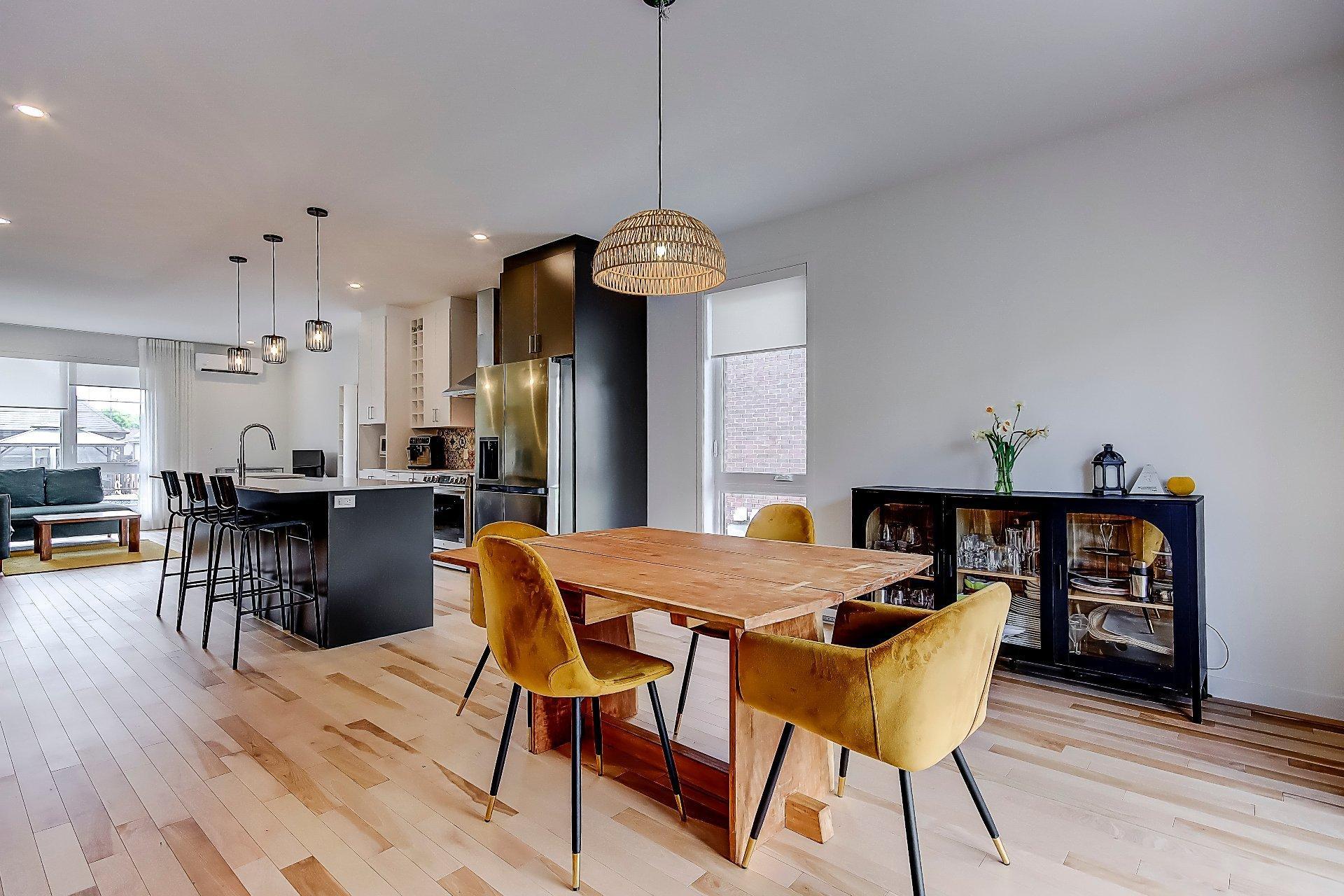 









220


Rue Robert-Jones

, 102,
Saint-Jean-sur-Richelieu,




QC
J2X0E2

