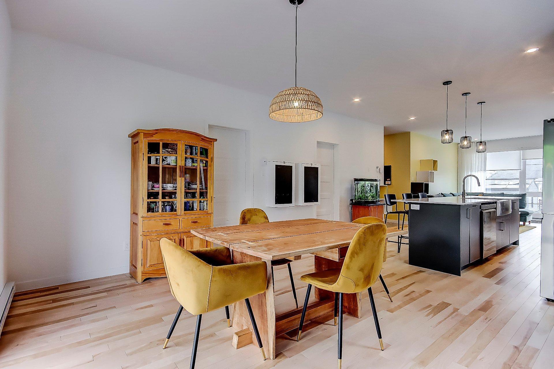 









220


Rue Robert-Jones

, 102,
Saint-Jean-sur-Richelieu,




QC
J2X0E2

