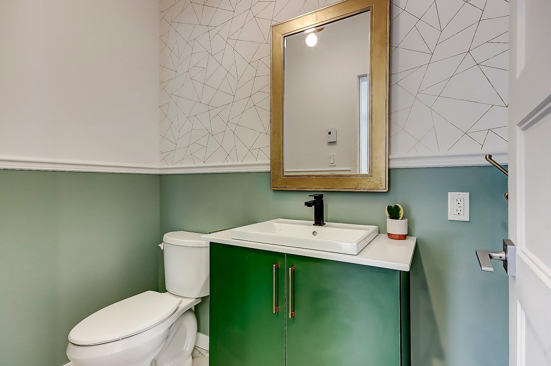 









220


Rue Robert-Jones

, 102,
Saint-Jean-sur-Richelieu,




QC
J2X0E2

