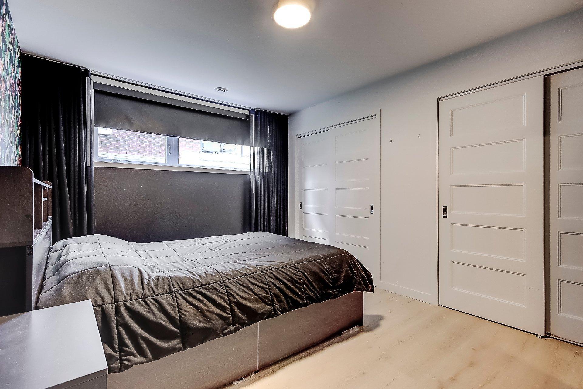 









220


Rue Robert-Jones

, 102,
Saint-Jean-sur-Richelieu,




QC
J2X0E2

