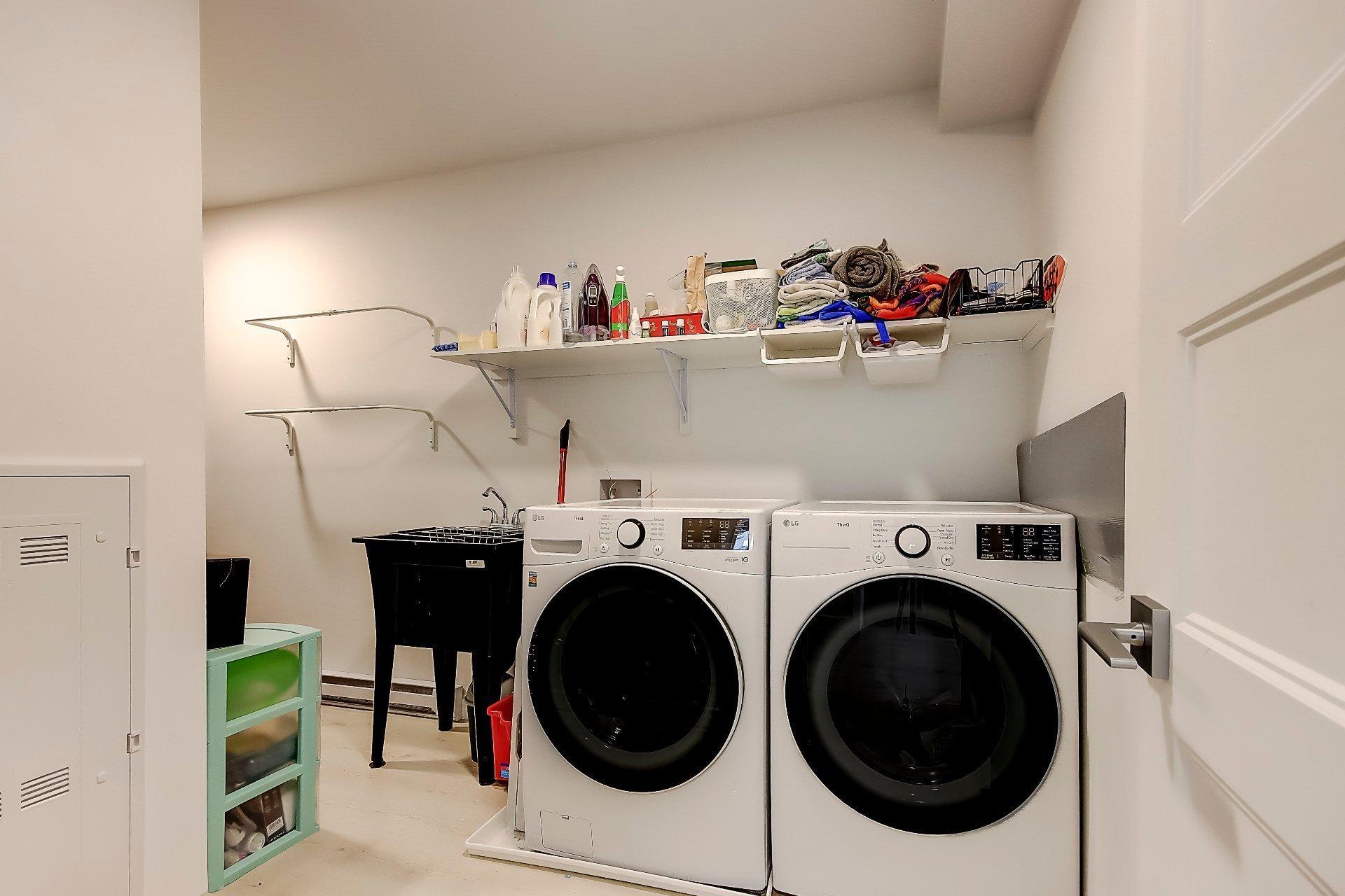 









220


Rue Robert-Jones

, 102,
Saint-Jean-sur-Richelieu,




QC
J2X0E2

