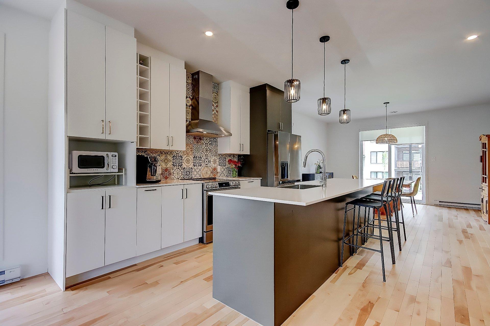









220


Rue Robert-Jones

, 102,
Saint-Jean-sur-Richelieu,




QC
J2X0E2

