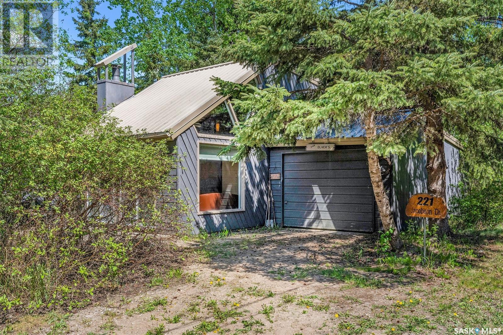 












221 Jacobson DRIVE

,
Christopher Lake,




Saskatchewan
S0J0N0

